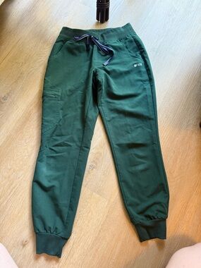 FIGS Dark Green Jogger Scrub Pants with Drawstring